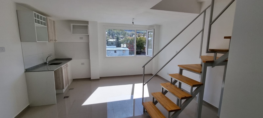 12 de Octubre 854, 12 de Octubre, Tierra del Fuego 9410, 1 Dormitorio Habitaciones, ,2 BathroomsBathrooms,Departamento,En Alquiler,1228