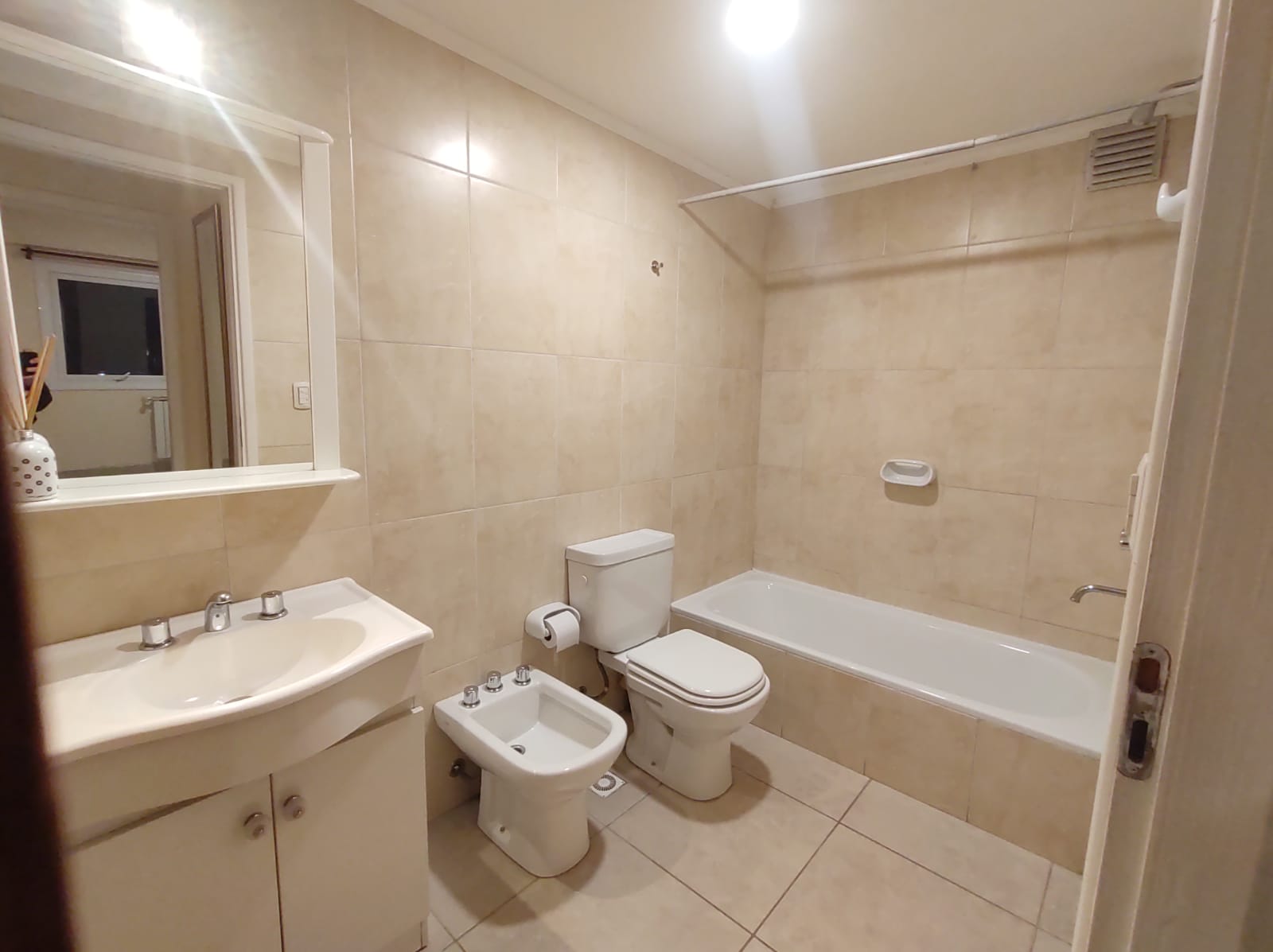 Gobernador Campos 36, Centro, Tierra del Fuego 9410, 1 Dormitorio Habitaciones, 0 ,1 BañoBathrooms,Departamento,En Alquiler,0,1237