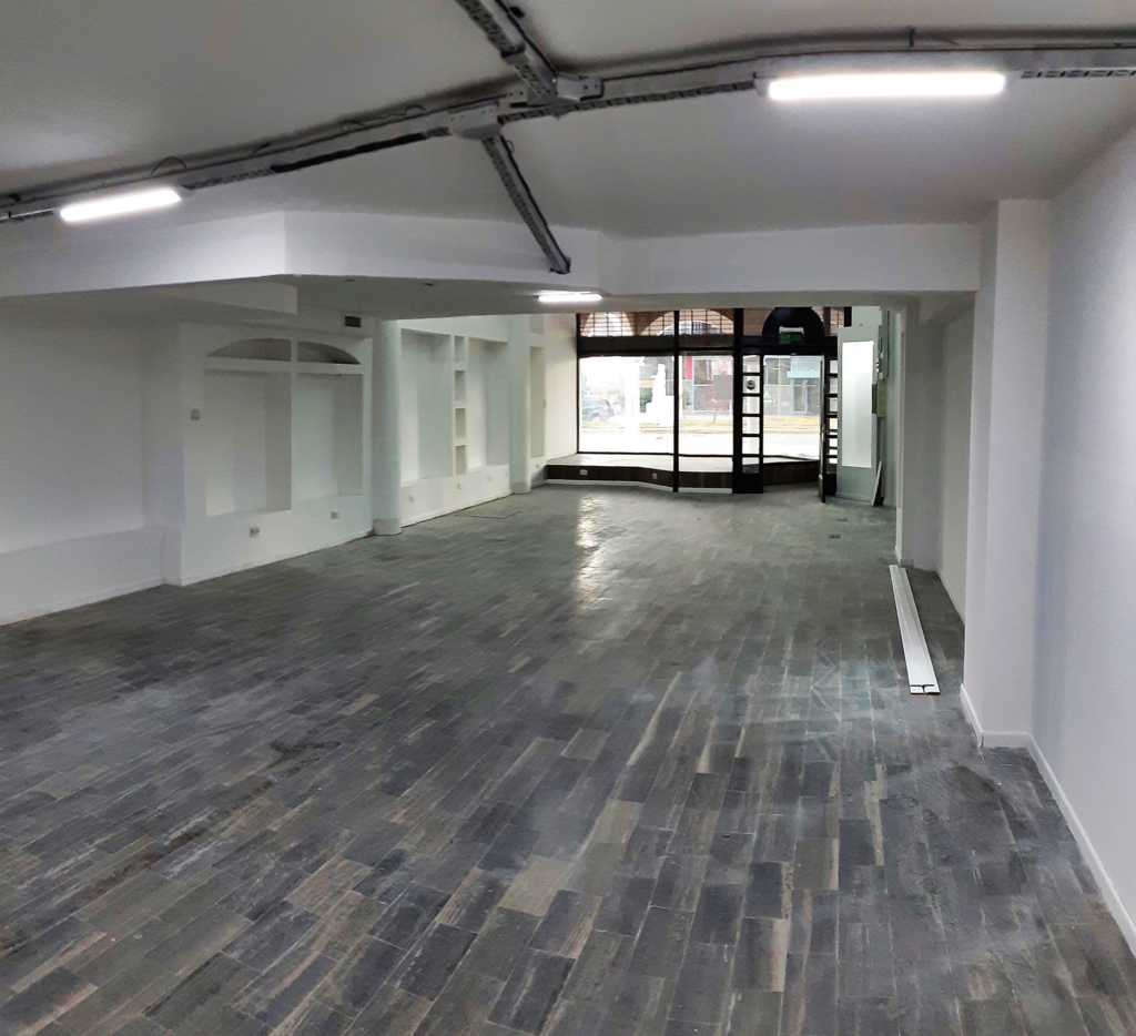 Av. Belgrano 585, Centro, Tierra del Fuego 9420, 0 , 0 ,0,Local,En Alquiler,0,1243