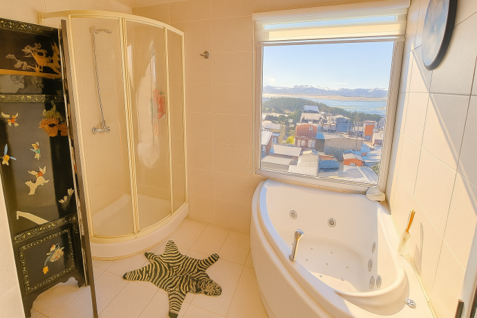 Centro, Tierra del Fuego 9410, 3 Habitaciones Habitaciones, ,5 BathroomsBathrooms,Casa,En Venta,1248