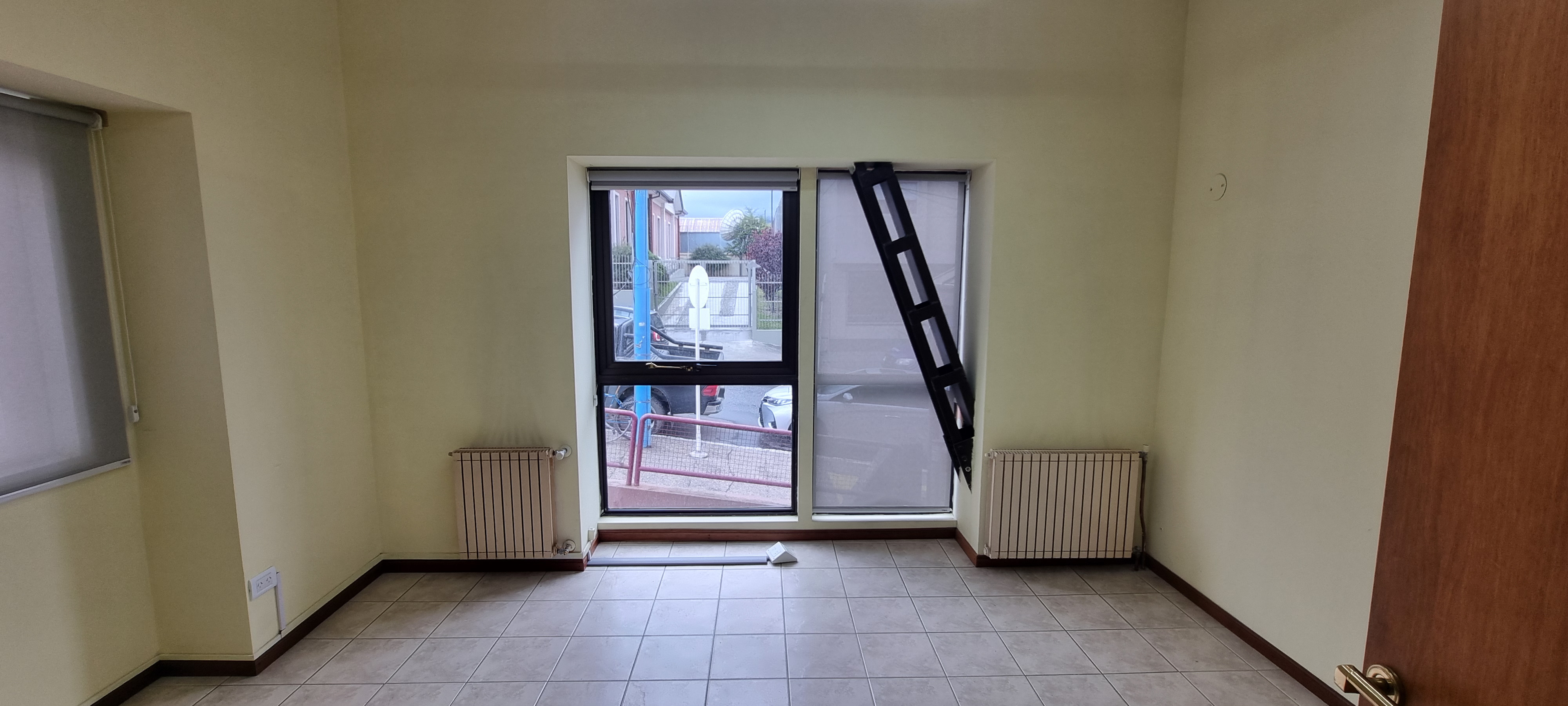 25 de Mayo Nº 270, Centro, Tierra del Fuego 9410, 0 , 0 ,2 BathroomsBathrooms,Oficina,En Alquiler,Finisterre,0,1283