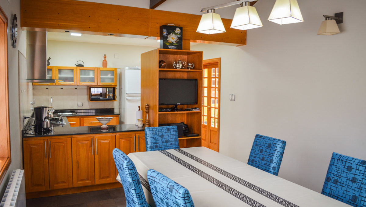 Monseñor Fagnano 570, Ushuaia, 9410, 3 Habitaciones Habitaciones, 0 ,2 BathroomsBathrooms,Casa,En Venta,0,1298